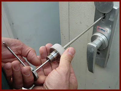 Lake Oswego Locksmith Store Lake Oswego, OR 503-433-9147 - 5-lock-opening